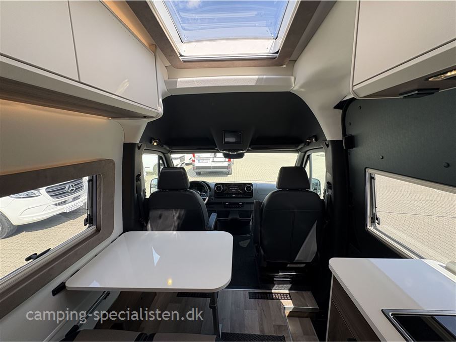 Kabe Van 690 LB Mercedes